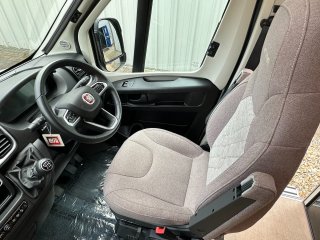 /photos/8982/9b9cf83d-2c72-427f-be56-bd2bfb9248ea_i320x240.jpg