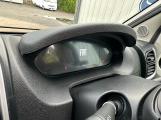 /photos/8982/9cc12054-e49f-430a-9fd2-d74b36ee7f2c_i320x240.jpg