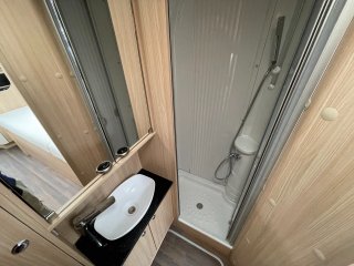 /photos/8982/a00e2776-d541-8b91-61ad-b1737e3aae11_i320x240.jpg