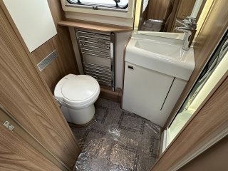 /photos/8982/aa445caa-04b9-2509-d1ec-9a2a33059872_i320x240.jpg