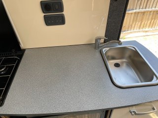 /photos/8982/ab84deb7-674e-38b0-ae72-4f74cfeca293_i320x240.jpg