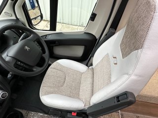 /photos/8982/b19fdfbf-c931-02b3-5f17-fb2ed756052f_i320x240.jpg
