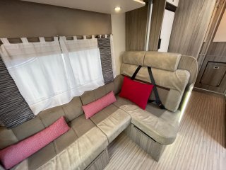 /photos/8982/b3020685-cc9c-ceca-1bf6-c164a0d8a0a7_i320x240.jpg