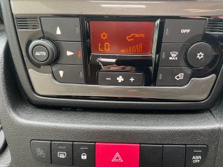 /photos/8982/b831e70d-61ad-55b9-8896-521b3100e7d5_i320x240.jpg