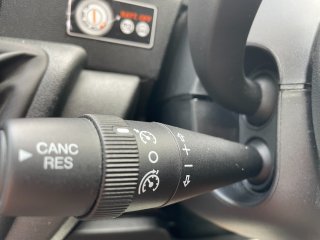 /photos/8982/b9a93e37-327c-1a6c-843f-6ae0dfe24410_i320x240.jpg