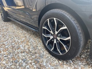 /photos/8982/bc58cff9-e65c-1d74-6456-6c3c36f444de_i320x240.jpg