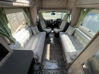 /photos/8982/beb69c1d-c8f7-1343-0d04-dd6220f8eed6_i320x240.jpg