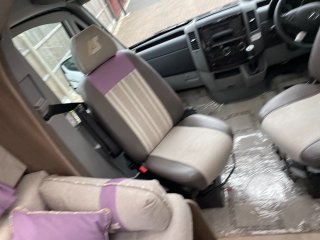 /photos/8982/bfcef06f-d819-217c-c859-bf82d0ac3ca8_i320x240.jpg