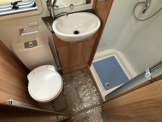 /photos/8982/c0124a35-1170-663c-1ab0-d87a79ca286f_i320x240.jpg