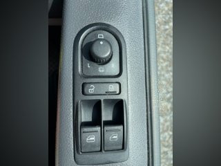/photos/8982/c54eefb4-2b1b-2e35-f5e2-b6736a4b53a4_i320x240.jpg