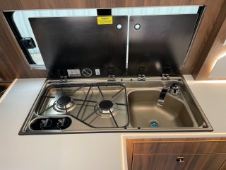 /photos/8982/cbd3f123-055f-0b9f-3ec4-a42868fa138d_i320x240.jpg