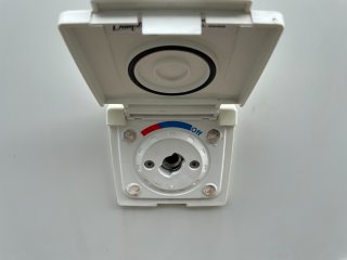 /photos/8982/cf87bea8-005b-e562-2392-11203154d8e0_i320x240.jpg
