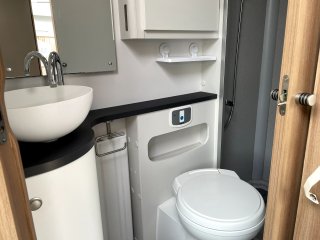 /photos/8982/d06b9f34-9839-4ff1-72f9-ed0f423d0031_i320x240.jpg