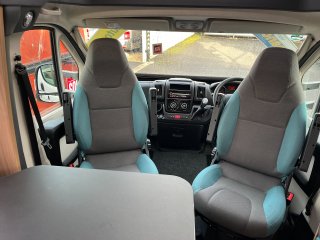 /photos/8982/d1788e05-e3b3-51fa-09bd-69234316682e_i320x240.jpg