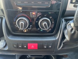 /photos/8982/d249532c-27c5-606e-0b25-92f408dc5ca9_i320x240.jpg