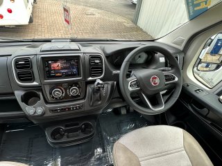 /photos/8982/d71091c5-91cc-49d7-9a1a-cad7d80d4029_i320x240.jpg