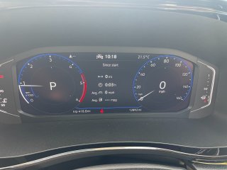/photos/8982/d828f6a4-e07e-f942-865f-e0c1c3c3e781_i320x240.jpg
