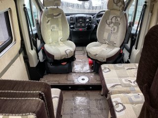 /photos/8982/d923c55c-5a22-2351-dd73-4fd35d4d3518_i320x240.jpg