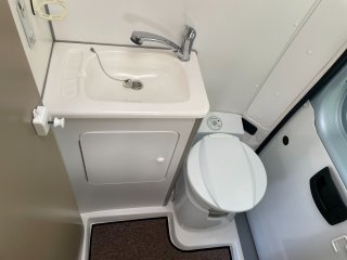 /photos/8982/db1892eb-4885-441a-226b-82d38ad76914_i320x240.jpg