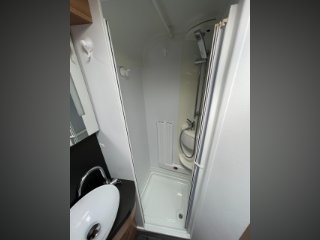 /photos/8982/df371c1c-9edd-3dde-1595-2cfb02e61c95_i320x240.jpg