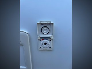 /photos/8982/e37dd87f-f385-4513-83bc-3434d1969048_i320x240.jpg