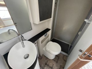 /photos/8982/e6457c20-f084-77a7-f086-5f54a4de3d7a_i320x240.jpg