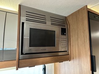 /photos/8982/e73fef85-2eb7-04ed-830b-6d63a6db4a86_i320x240.jpg