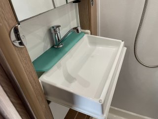 /photos/8982/eb2039e2-83dd-2162-6f6e-00bdd36795cd_i320x240.jpg