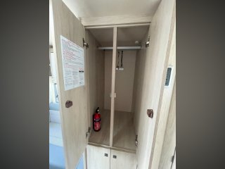 /photos/8982/ee5fd3cb-48cc-f878-9ecb-e1f1a54bf18a_i320x240.jpg