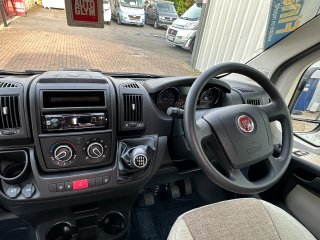 /photos/8982/f15f2670-b986-4ef0-6790-1a300f7ef6b3_i320x240.jpg