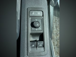 /photos/8982/f1fba68c-962c-8947-2290-db6403da3cb9_i320x240.jpg