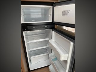 /photos/8982/fbbce8fa-2ae8-e036-1f03-e9b8203155ad_i320x240.jpg