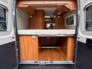 /photos/8982/fd18db37-6a59-8eb9-8100-9f650378e1e1_i320x240.jpg
